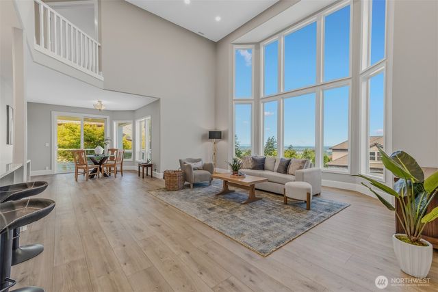 2222 NW Iris Court, Camas, WA 98607