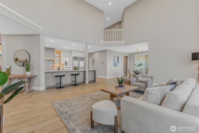2222 NW Iris Court, Camas, WA 98607