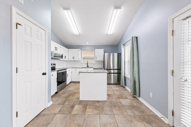 422 Pristine Water Lane, Mary Esther, FL 32569