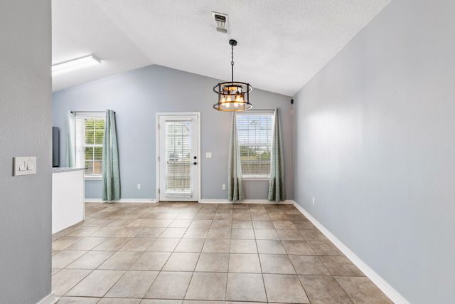 422 Pristine Water Lane, Mary Esther, FL 32569