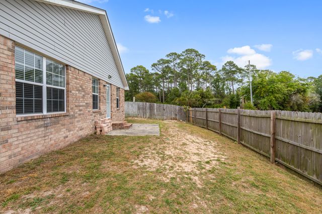 422 Pristine Water Lane, Mary Esther, FL 32569