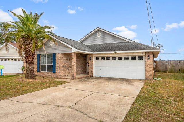 422 Pristine Water Lane, Mary Esther, FL 32569