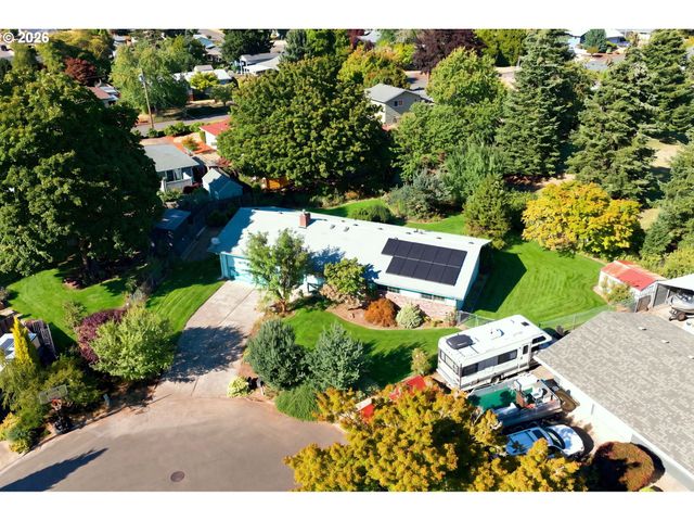 6675 Se KERN Ct, Milwaukie, OR 97267