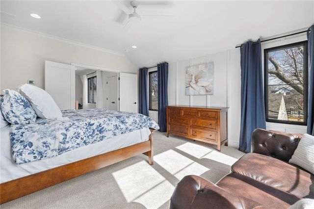 2207 W 48th Street, Westwood, KS 66205