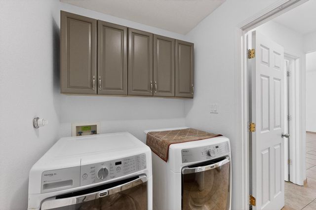 6209 Summerwood Road NW, Albuquerque, NM 87120