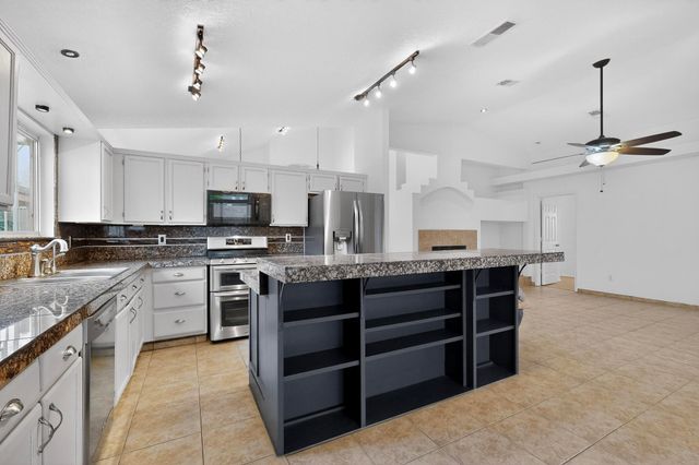 6209 Summerwood Road NW, Albuquerque, NM 87120