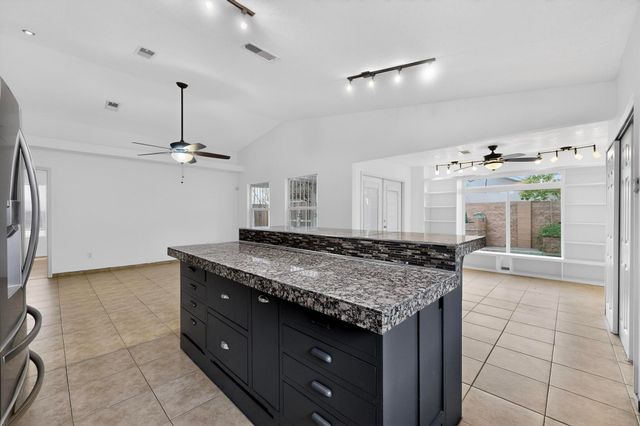 6209 Summerwood Road NW, Albuquerque, NM 87120