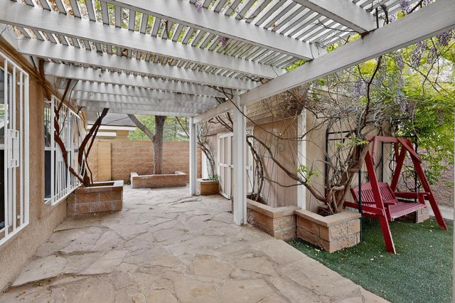 6209 Summerwood Road NW, Albuquerque, NM 87120