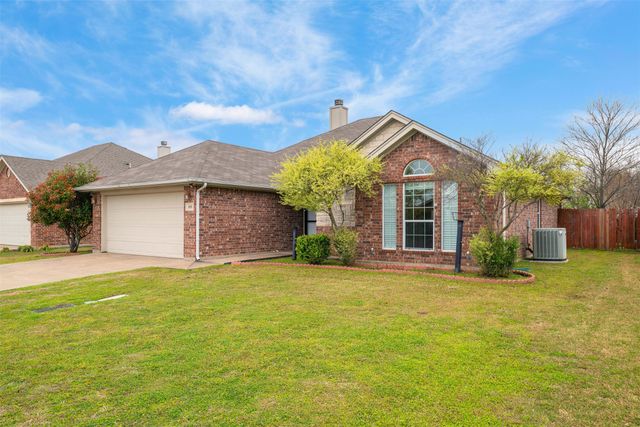 315 Rose Avenue, Cleburne, TX 76033