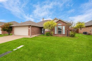 315 Rose Avenue, Cleburne, TX 76033
