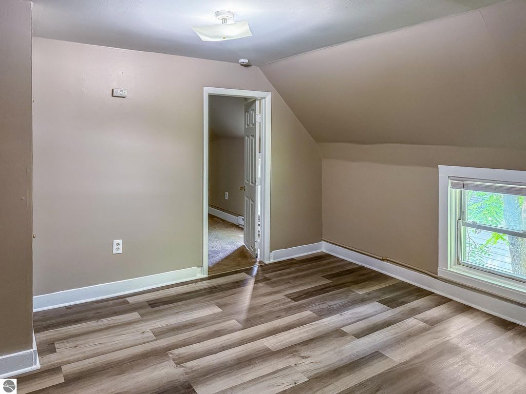 Image 11 of property listing at 319 W Saginaw Street, St Louis, MI 48880