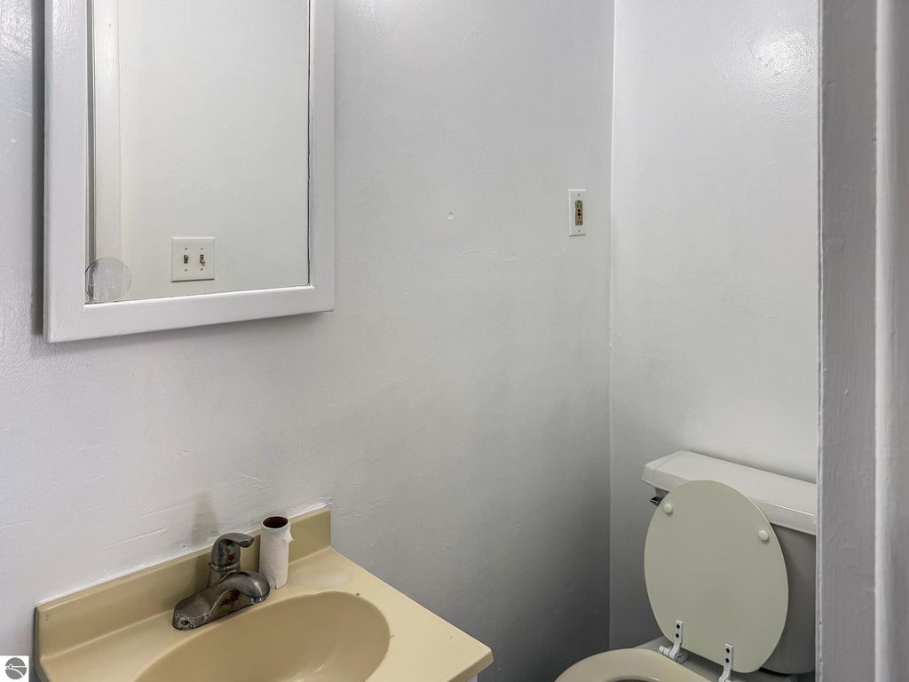 Image 16 of property listing at 319 W Saginaw Street, St Louis, MI 48880