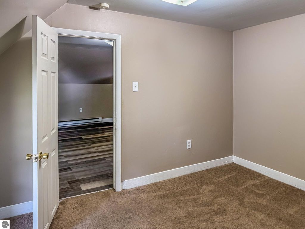 Image 18 of property listing at 319 W Saginaw Street, St Louis, MI 48880