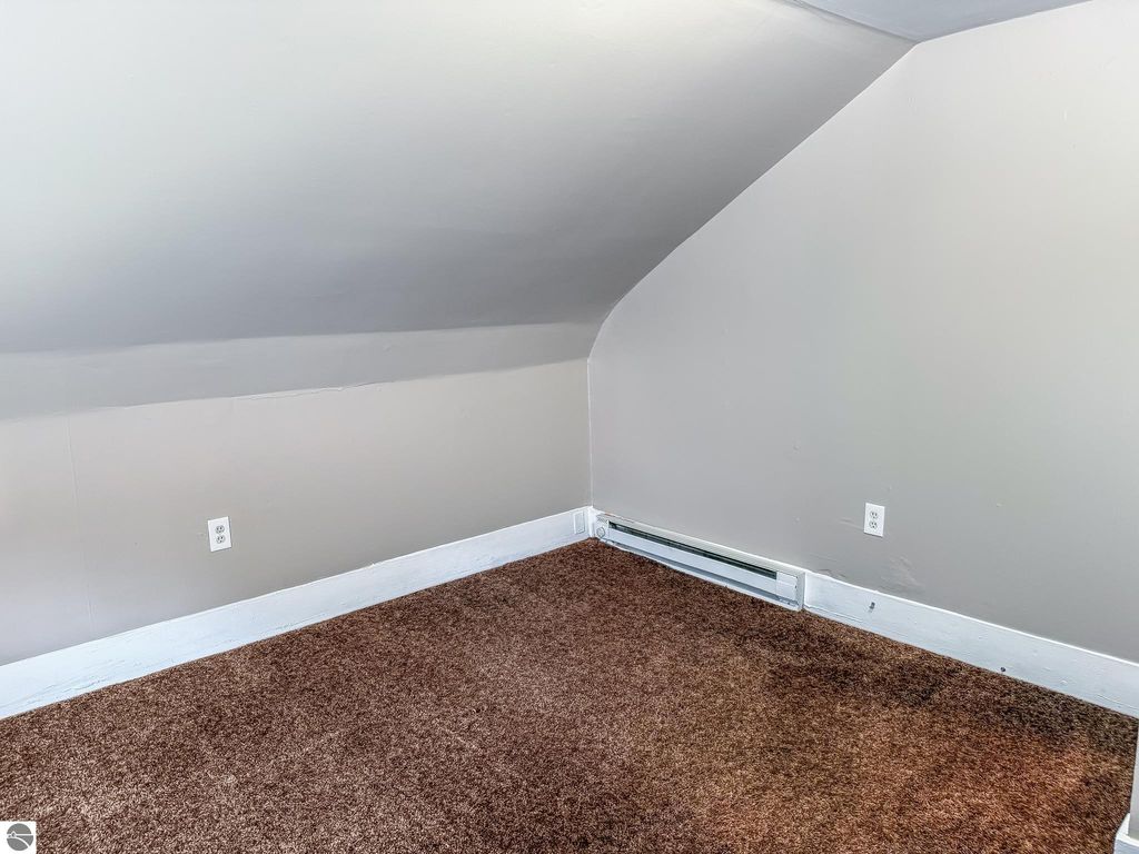 Image 20 of property listing at 319 W Saginaw Street, St Louis, MI 48880