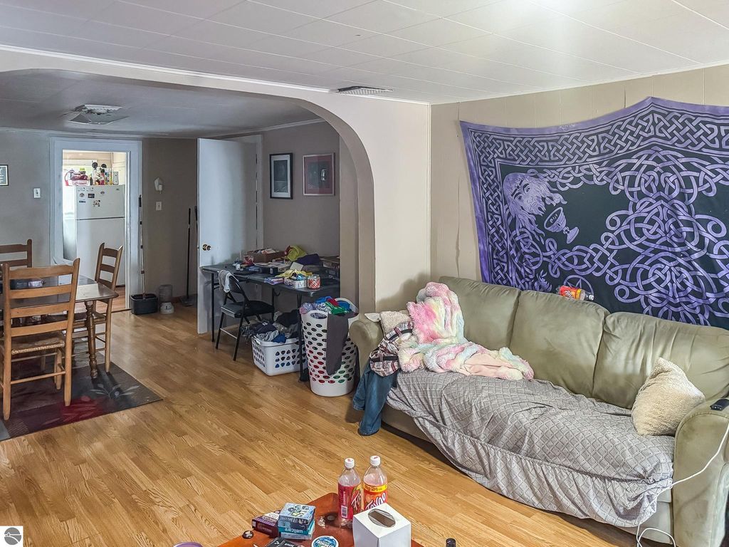 Image 28 of property listing at 319 W Saginaw Street, St Louis, MI 48880