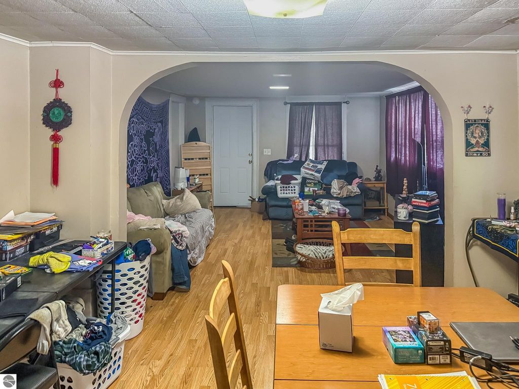 Image 33 of property listing at 319 W Saginaw Street, St Louis, MI 48880