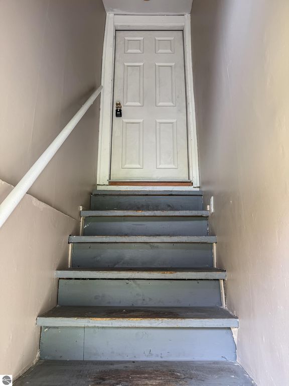 Image 9 of property listing at 319 W Saginaw Street, St Louis, MI 48880