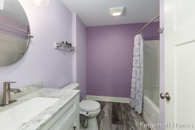 945 Kensington Street Nw 122, City Of Walker, MI 49534