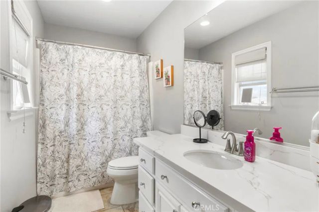 18077 Tanzanite Road, San Bernardino, CA 92407