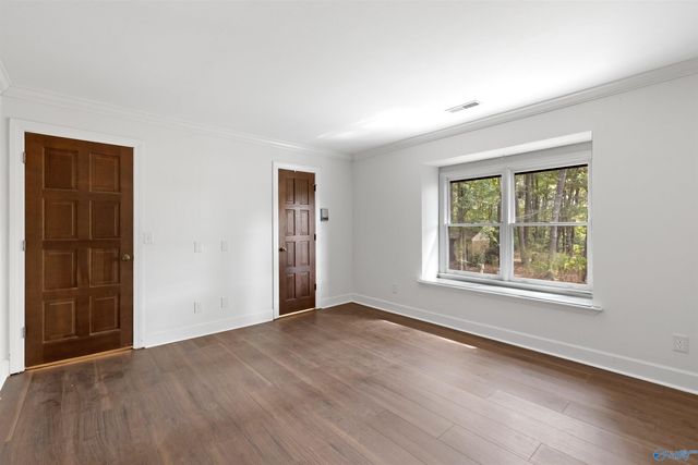 311 McCleskey Drive, Hartselle, AL 35640