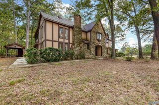 311 McCleskey Drive, Hartselle, AL 35640