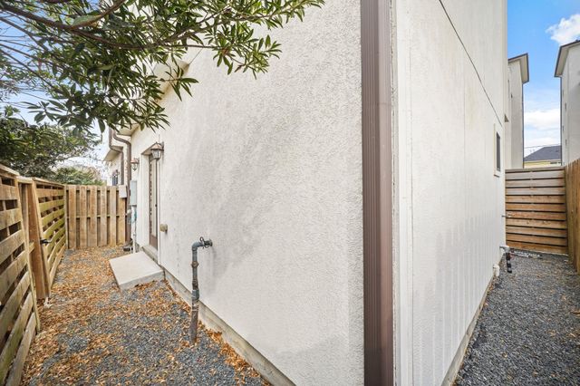 2547 Calumet Street, Houston, TX 77004