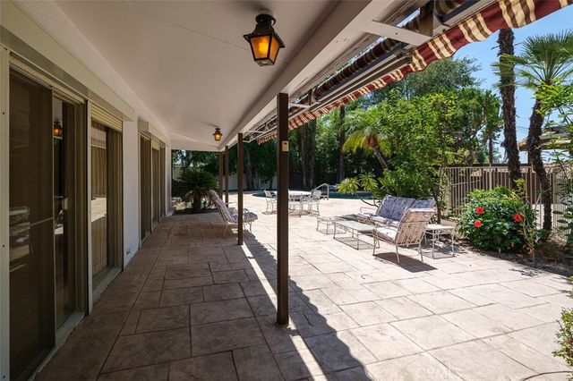 1036 W Donington Street, Glendora, CA 91741