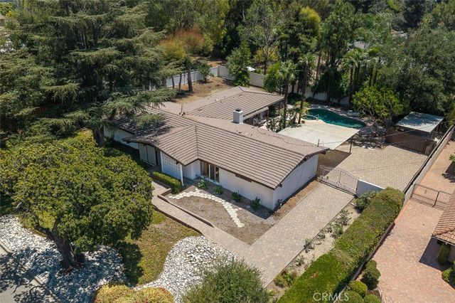 1036 W Donington Street, Glendora, CA 91741