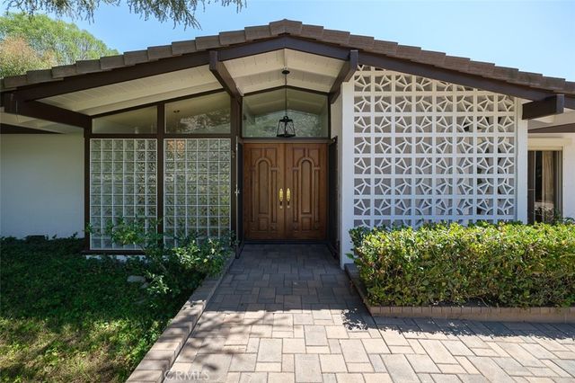 1036 W Donington Street, Glendora, CA 91741