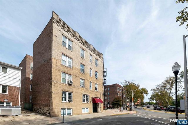 18 74th Street BA2, North Bergen, NJ 07047
