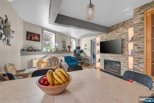 18 74th Street BA2, North Bergen, NJ 07047