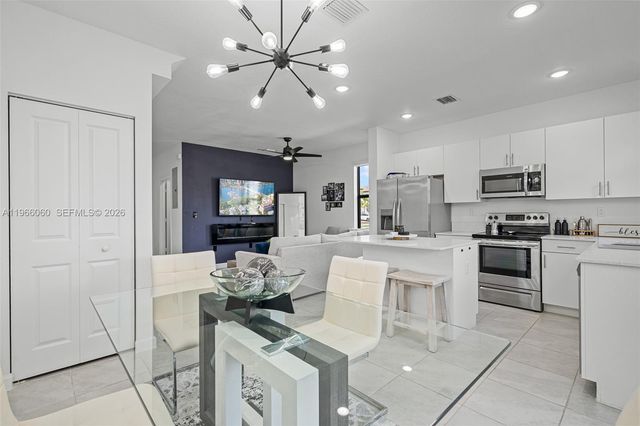 9941 SW 231st Ln 9941, Miami, FL 33190