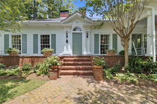 211 Freyer Drive NE, Marietta, GA 30060