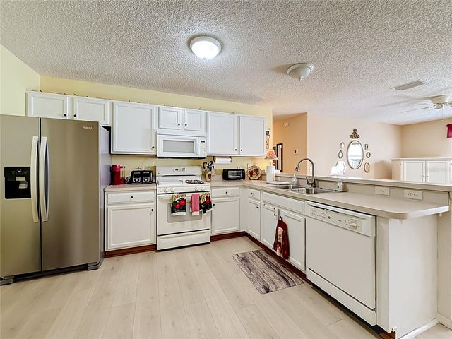 3598 CAMBRIA CIRCLE, The Villages, FL 32162
