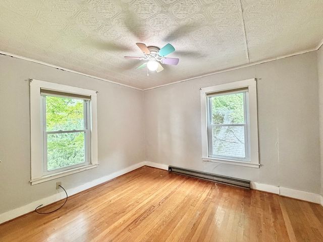 41 Pease Ave, Monson, MA 01057