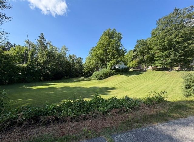 41 Pease Ave, Monson, MA 01057