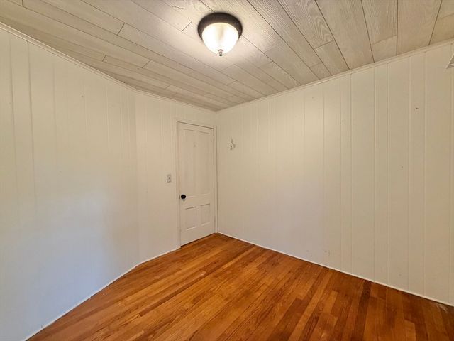 41 Pease Ave, Monson, MA 01057