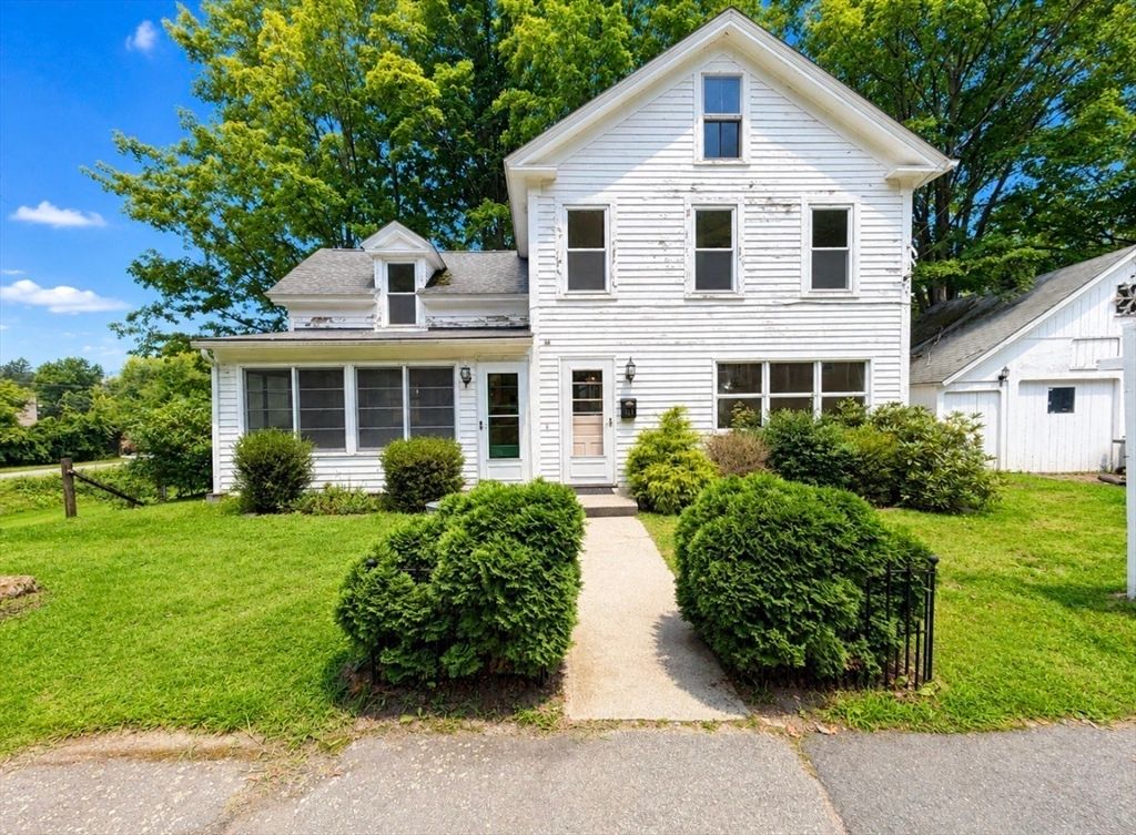 41 Pease Ave, Monson, MA 01057