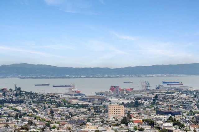 827 Corbett Avenue 101, San Francisco, CA 94131