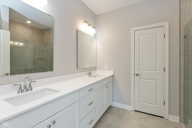 2331 Saddle Drive, Shelbyville, IN 46176