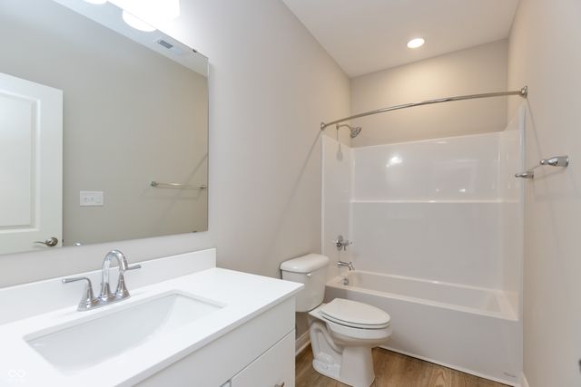 2331 Saddle Drive, Shelbyville, IN 46176