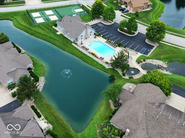 2331 Saddle Drive, Shelbyville, IN 46176