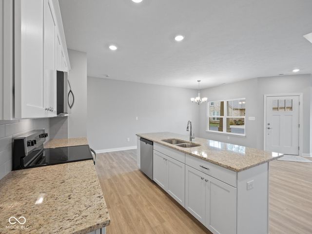 2331 Saddle Drive, Shelbyville, IN 46176