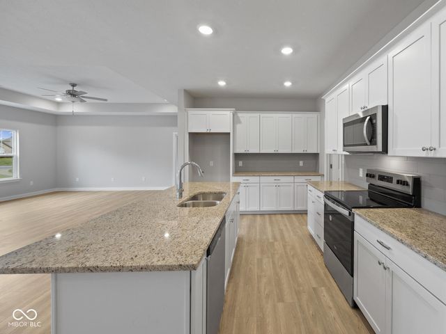 2331 Saddle Drive, Shelbyville, IN 46176