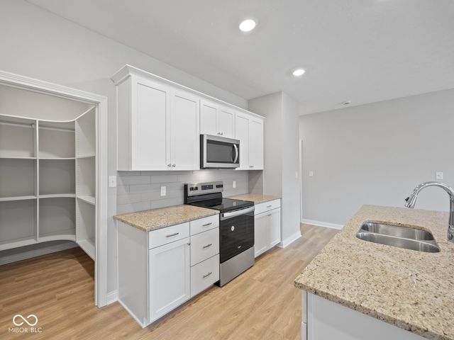 2331 Saddle Drive, Shelbyville, IN 46176