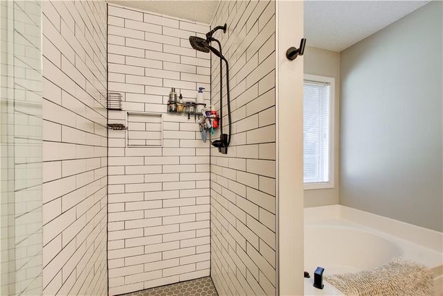 2585 Freemans Walk Drive, Dacula, GA 30019