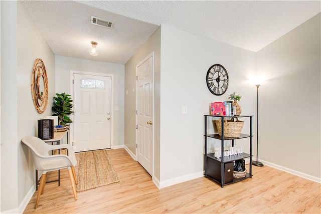 2585 Freemans Walk Drive, Dacula, GA 30019