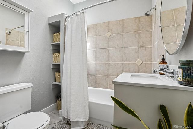 3031 E 10th Avenue, Denver, CO 80206
