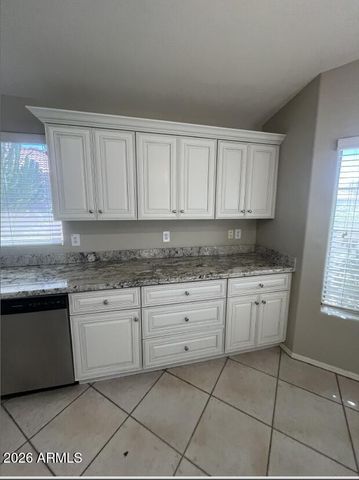 617 S GOLDEN KEY Street, Gilbert, AZ 85233