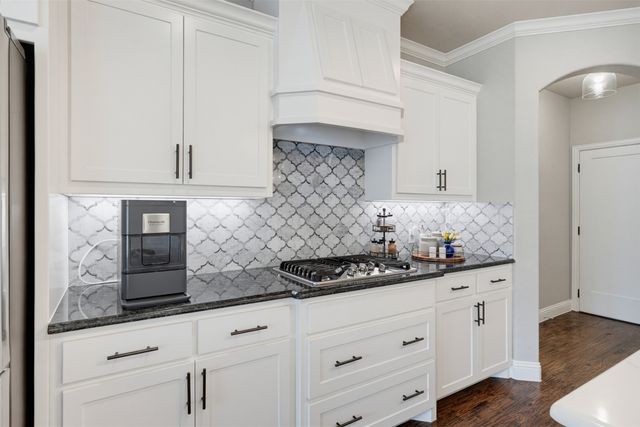 10301 Mustang Wells Drive, Fort Worth, TX 76126